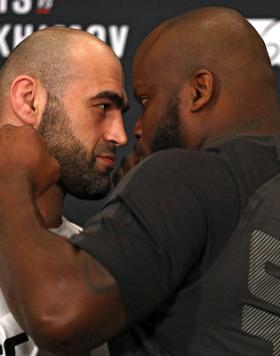 ALBANY, NY - DECEMBER 08: (L-R) Opponents Shamil Abdurakhimov and Derrick Lewis face off during UFC Fight Night weigh-ins at the Hilton Albany on December 8, 2016 in Albany, New York. (Photo by Patrick Smith/Zuffa LLC/Zuffa LLC via Getty Images)