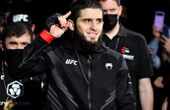 Islam Makhachev of Russia prepares to fight Dan Hooker of New Zealand in a lightweight fight during the UFC 267 event at Etihad Arena on October 30, 2021 in Yas Island, Abu Dhabi, United Arab Emirates. (Photo by Chris Unger/Zuffa LLC)