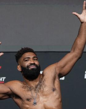 Chris Curtis poses on the scale during the UFC Fight Night weigh-in at UFC APEX on June 24, 2022 in Las Vegas, Nevada. (Photo by Jeff Bottari/Zuffa LLC)