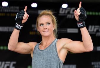 MELBOURNE, AUSTRALIA - NOVEMBER 12:  Holly Holm of the United States holds an open workout for fans and media at Federation Square on November 12, 2015 in Melbourne, Australia. (Photo by Josh Hedges/Zuffa LLC via Getty Images)