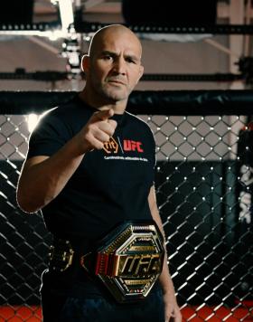 Glover Teixeira poses in a photo with the UFC light heavyweight belt.